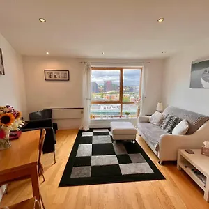 Lovely Centre 1 Bed , Beeston Hill United Kingdom