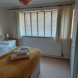 Spacious 3 Bdr House With Parking-Families-Corporate Groups By Orbitat Accommodations , Cambridge (Cambridgeshire) United Kingdom